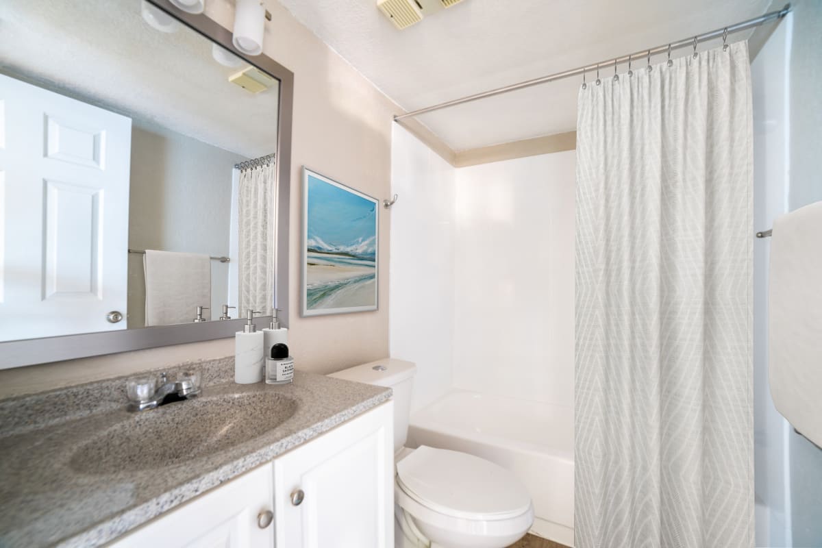 Photos and Video of Lago Bello Apartment Homes in Tampa, FL